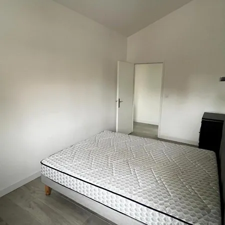 Charles Trenet Apartment *