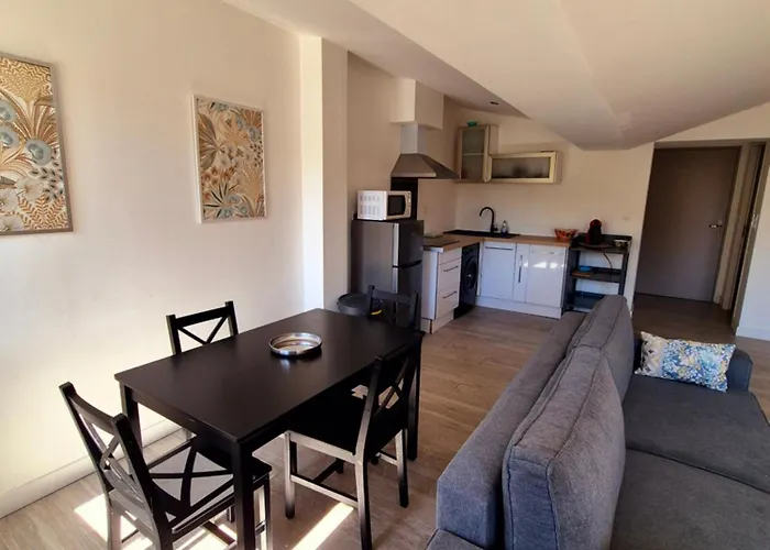 Spacieux T2, Charles Trenet Apartman *